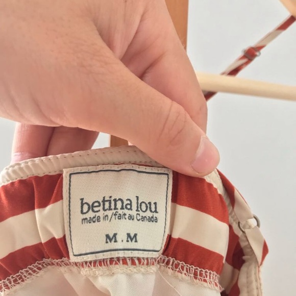 SOLD — Dress from local designer - Picture 2 of 3